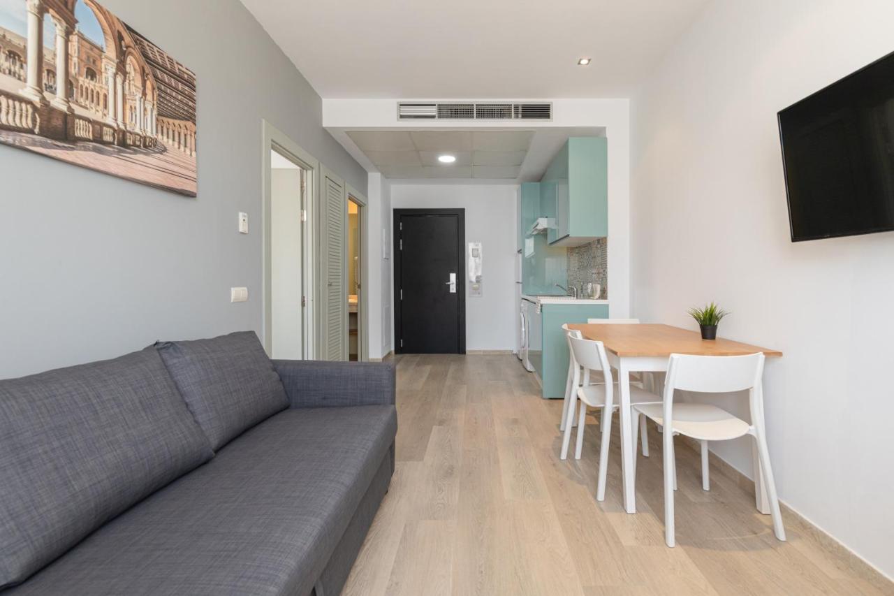 Apartment With Free Parking And Pool Bormujos Eksteriør bilde