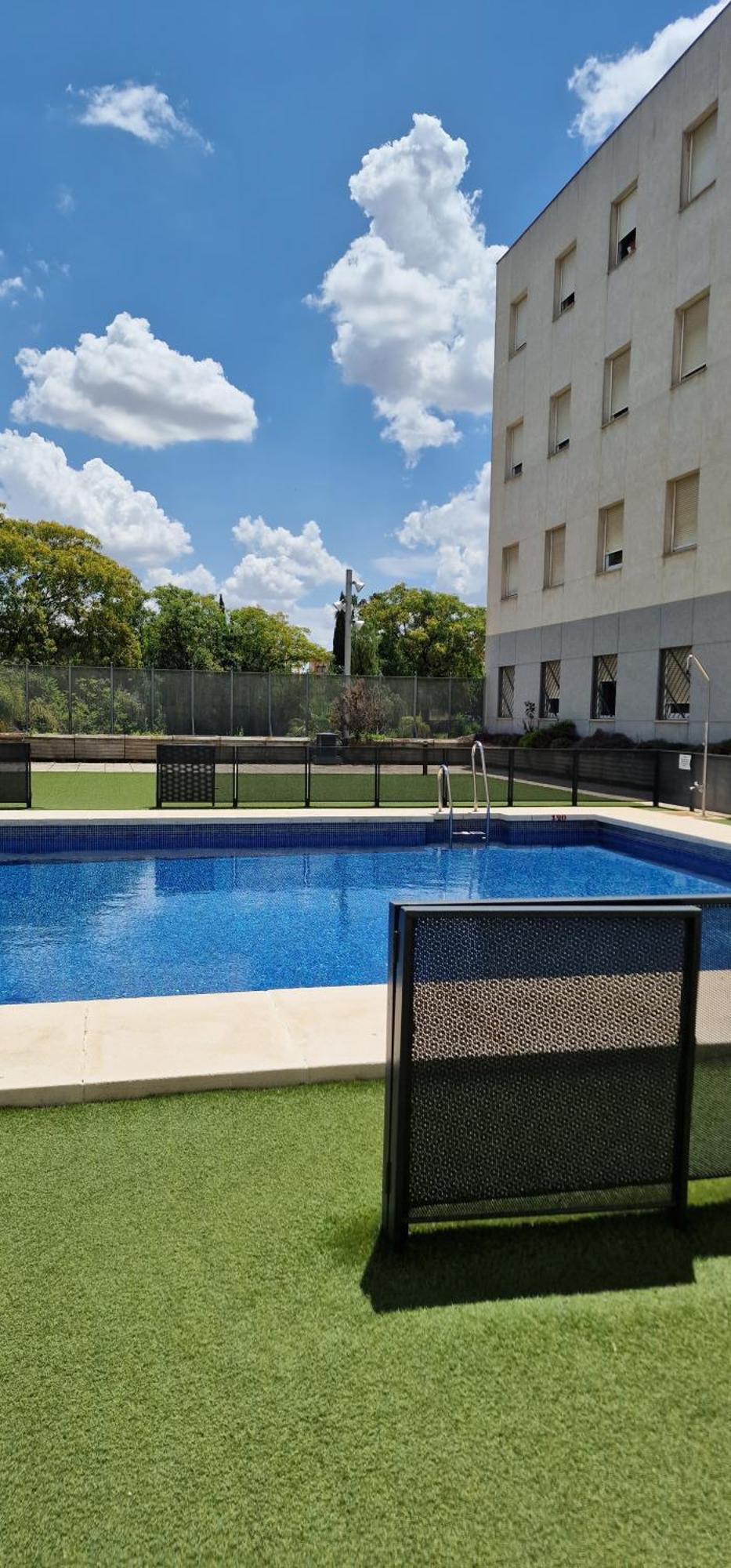 Apartment With Free Parking And Pool Bormujos Eksteriør bilde